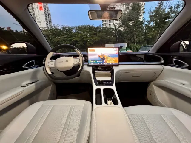 Geely Starry Wish — Фото автомобиля 9