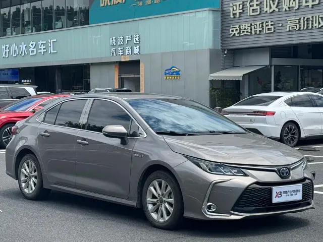 Toyota Corolla — Фото автомобиля 3