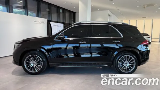 Mercedes-Benz GLE-Class — Фото автомобиля 8