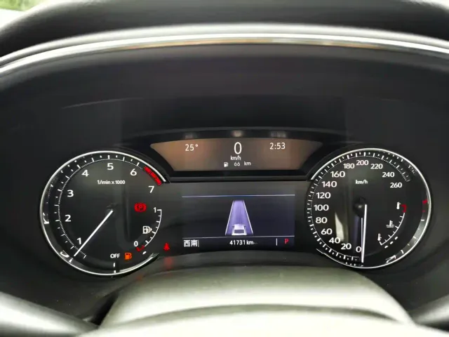 Cadillac CT5 — Фото автомобиля 15