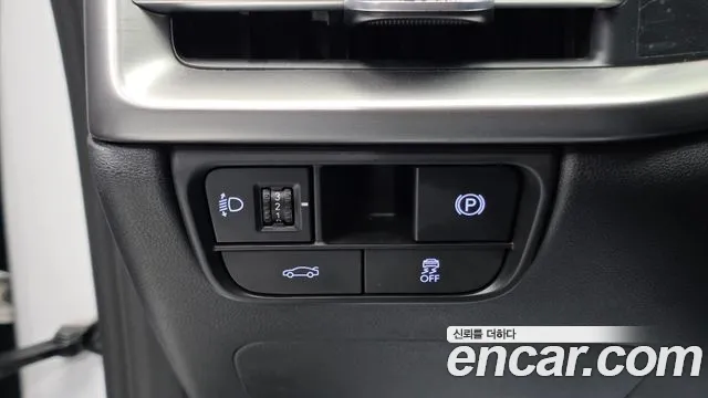 Hyundai Grandeur GN7 — Фото автомобиля 25