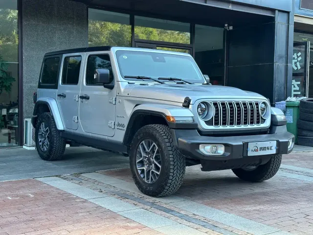 Jeep Wrangler — Фото автомобиля 2