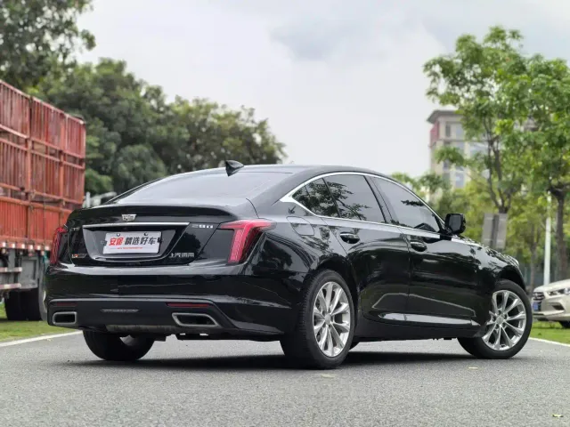 Cadillac CT5 — Фото автомобиля 3