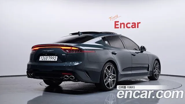 Kia Stinger Meister — Фото автомобиля 2