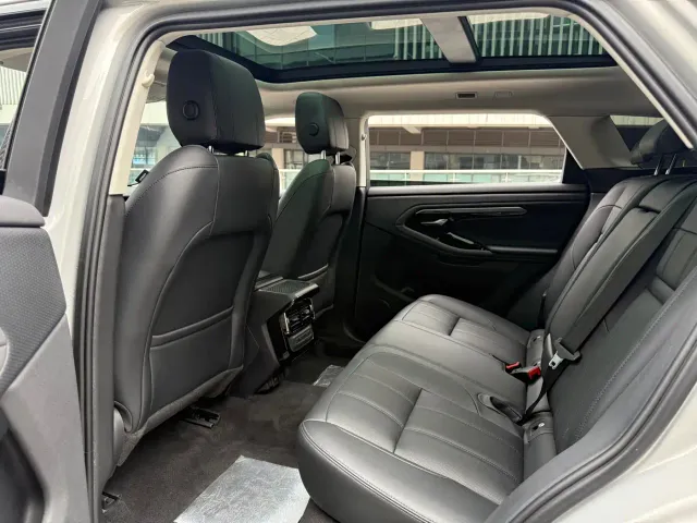 Land Rover Range Rover Evoque — Фото автомобиля 21