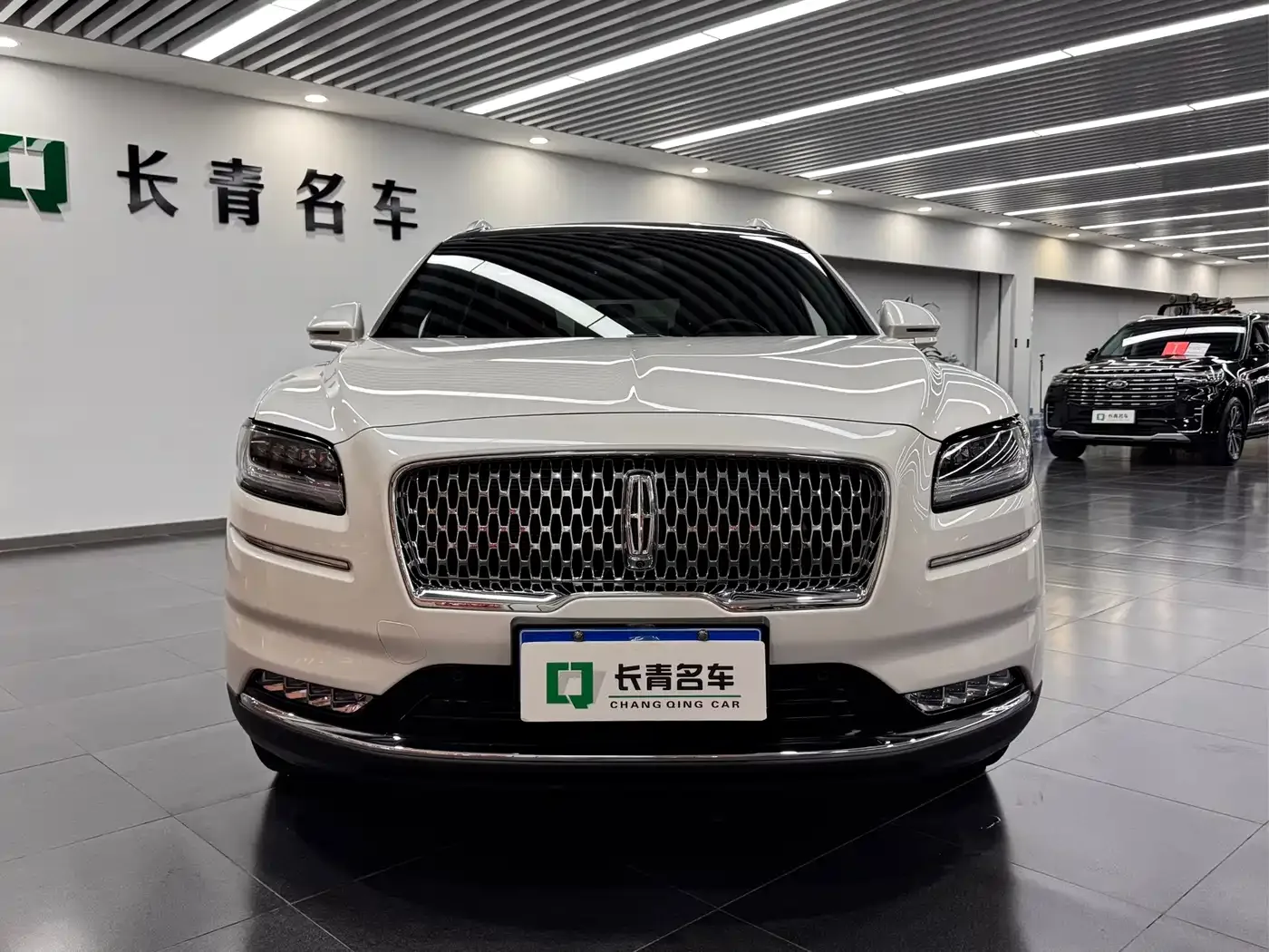 Lincoln Nautilus 2021 Facelift 2.7T 4WD Premium Edition — Фото автомобиля 2