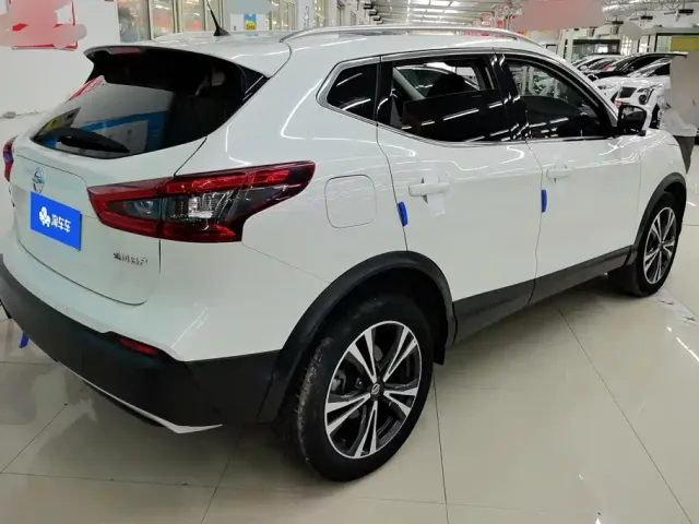 Nissan Qashqai — Фото автомобиля 3