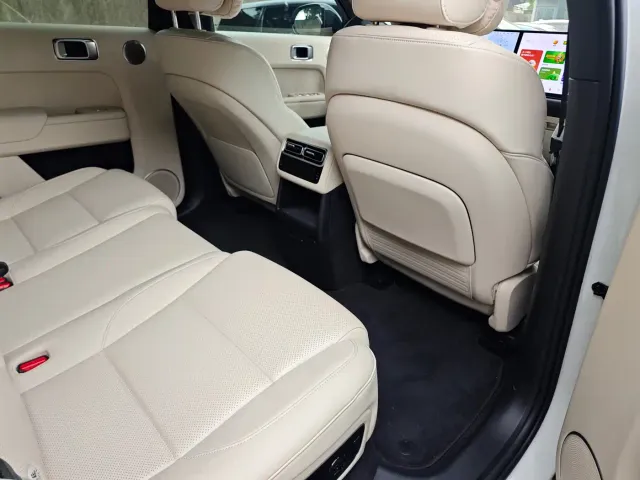 Li Auto Li Auto L7 2023 Pro — Фото автомобиля 12