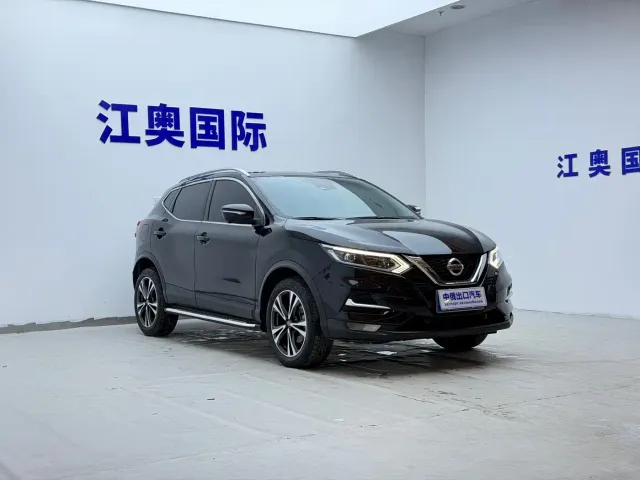 Nissan Qashqai 2021 2.0L CVT Luxury Version — Фото автомобиля 3