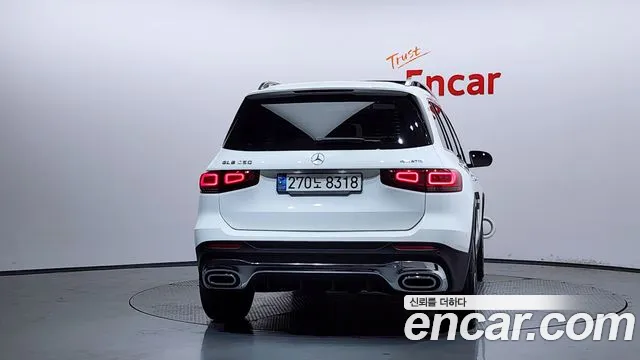 Mercedes-Benz GLB-Class — Фото автомобиля 4