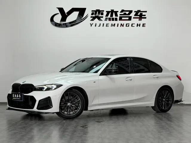 Фотография автомобиля — BMW 3 Series