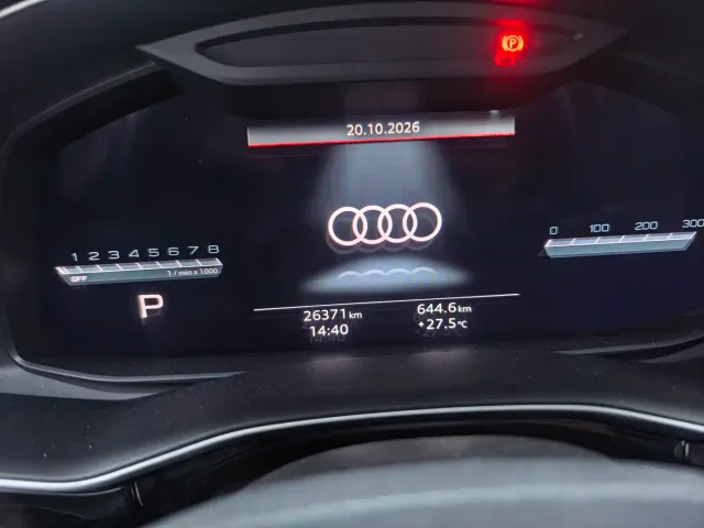 Audi Q8 — Фото автомобиля 5