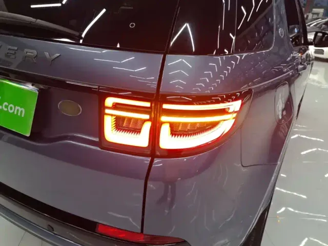 Land Rover Discovery Sport — Фото автомобиля 7