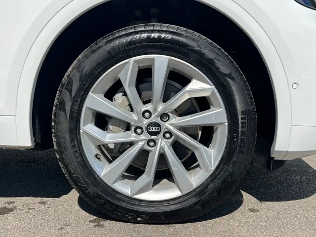 Audi Q5L — Фото автомобиля 15