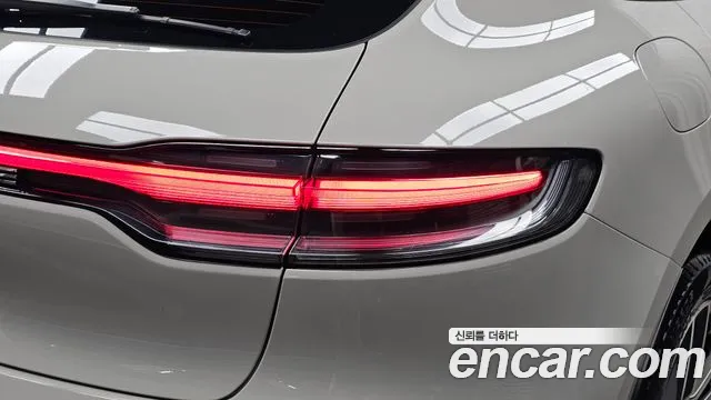 Porsche Macan — Фото автомобиля 22