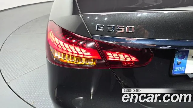 Mercedes-Benz E-Class E-класс W213 E350 4MATIC Exclusive — Фото автомобиля 18