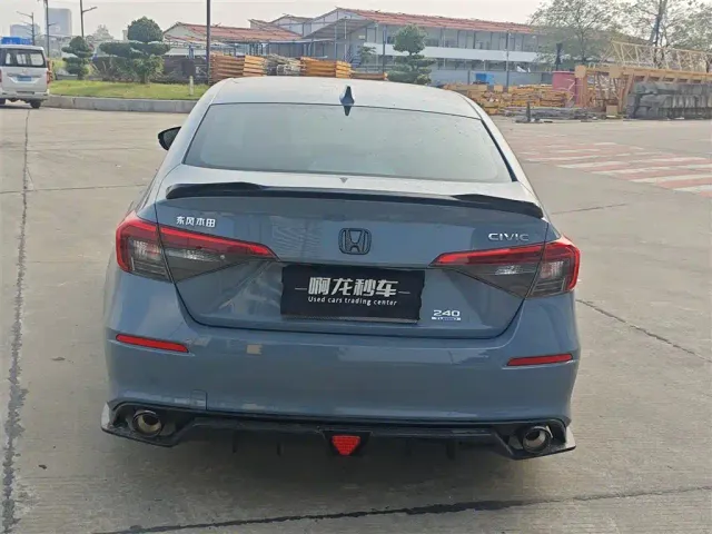 Honda Civic — Фото автомобиля 3