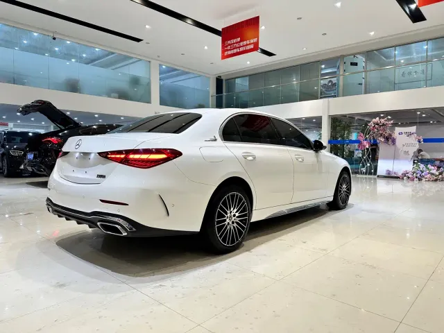 Mercedes-Benz C-Class — Фото автомобиля 5