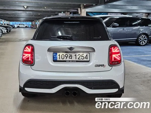 MINI Cooper — Фото автомобиля 3