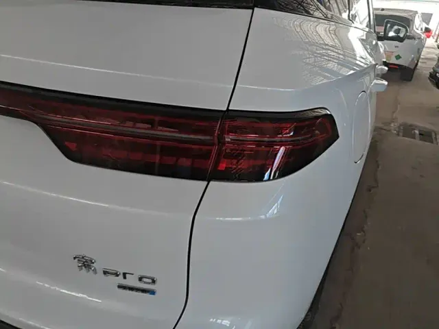BYD Song Pro — Фото автомобиля 7