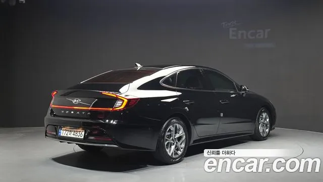 Hyundai Sonata — Фото автомобиля 2