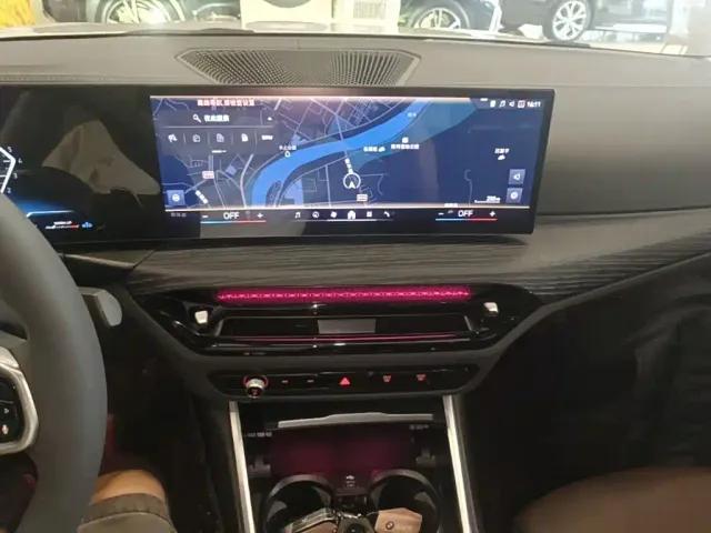 BMW 3 Series — Фото автомобиля 12