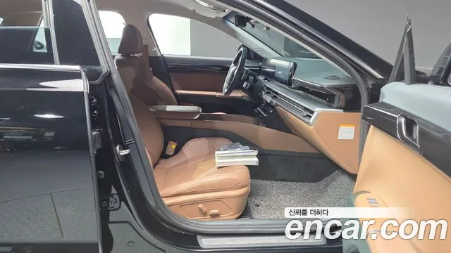 Hyundai Grandeur GN7 — Фото автомобиля 16