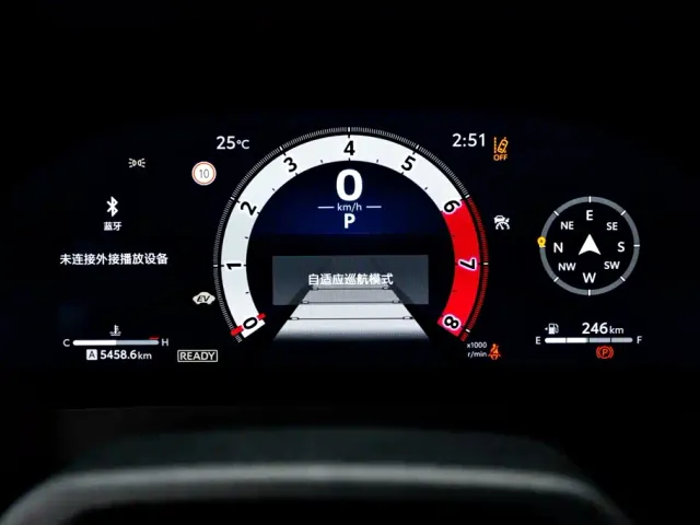Toyota Vellfire — Фото автомобиля 13