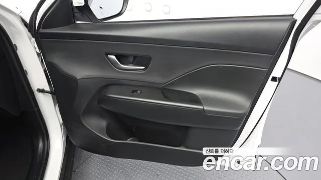 Hyundai Kona Kona (SX2) Бензин 1.6 турбо 2WD — Фото автомобиля 24