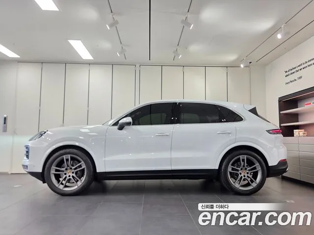 Porsche Cayenne — Фото автомобиля 6