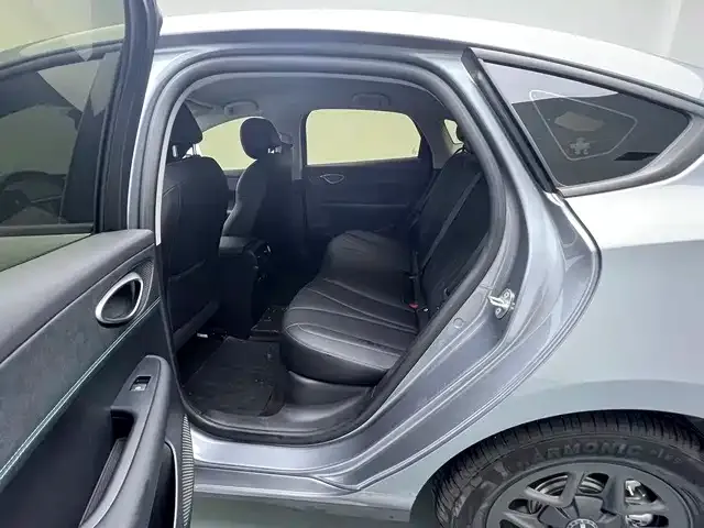 BYD Seal 05 DM-i — Фото автомобиля 14