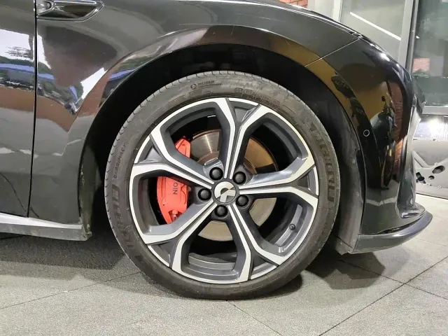 Nio ET5 Touring — Фото автомобиля 16