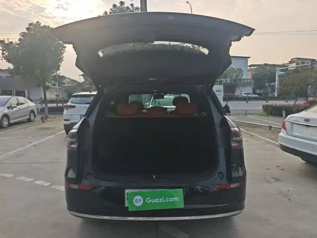 Changan Qiyuan Q07 — Фото автомобиля 18