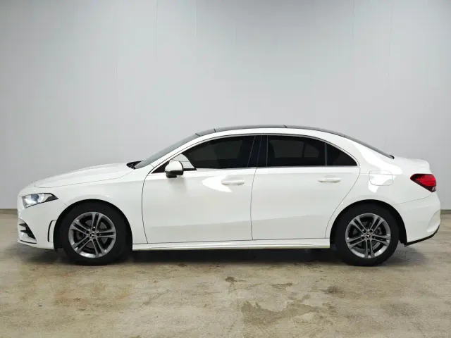 Mercedes-Benz A-Class — Фото автомобиля 3