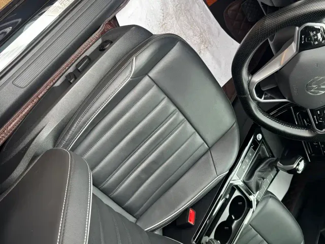 Volkswagen Passat — Фото автомобиля 21