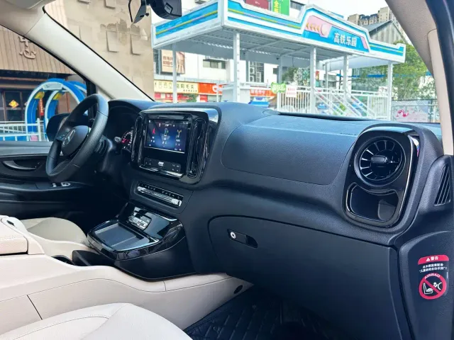 Mercedes-Benz Vito — Фото автомобиля 8
