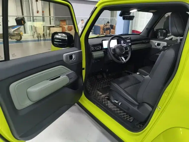 Baojun Yep — Фото автомобиля 15
