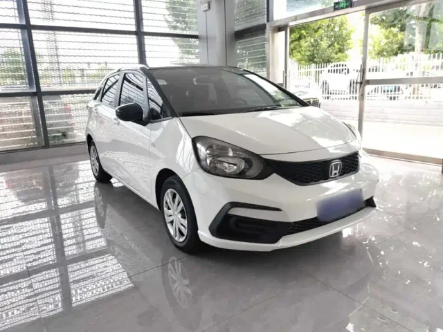 Honda Fit — Фото автомобиля 4