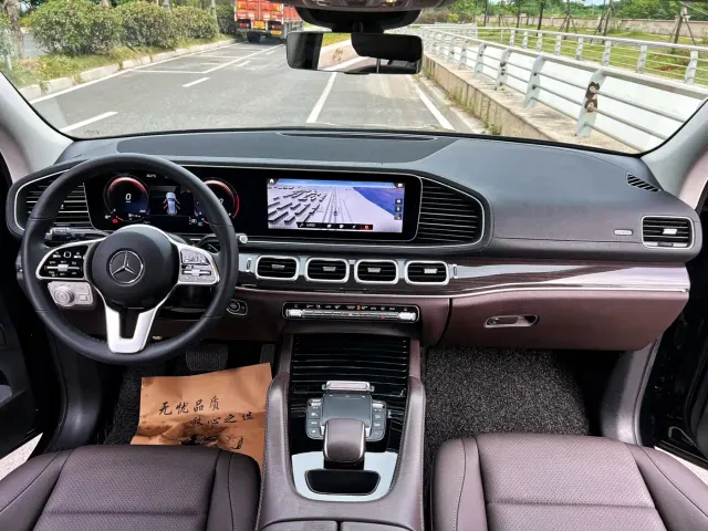 Mercedes-Benz GLE-Class — Фото автомобиля 6