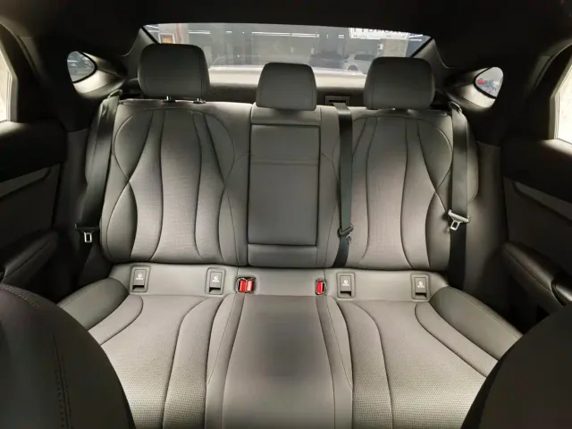 BYD Seal 07 DM-i — Фото автомобиля 13