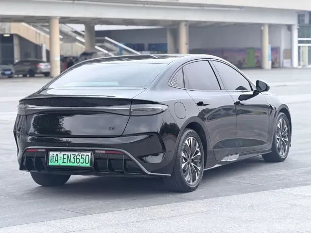 BYD Seal — Фото автомобиля 4