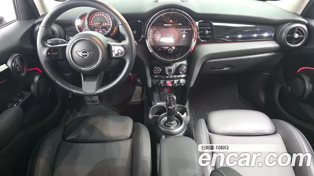 Mini Cooper Cooper 5 дверей Classic — Фото автомобиля 6