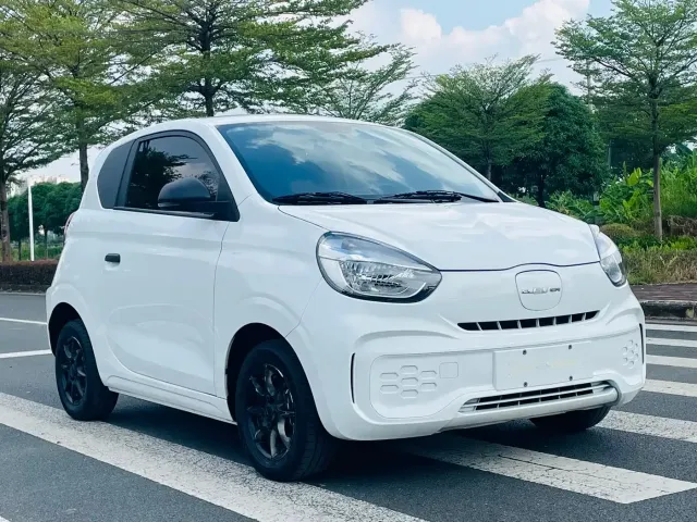 Roewe Kaiwei CLEVER 2022 311km Vitality Bobo Edition — Фото автомобиля 3