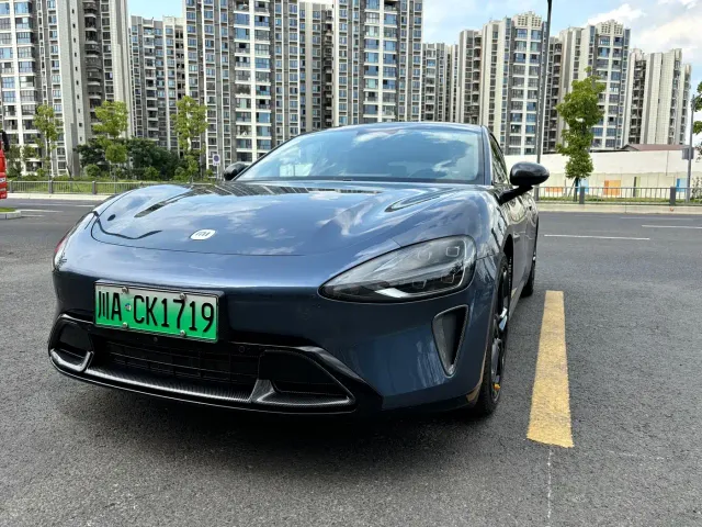 Xiaomi SU7 — Фото автомобиля 12