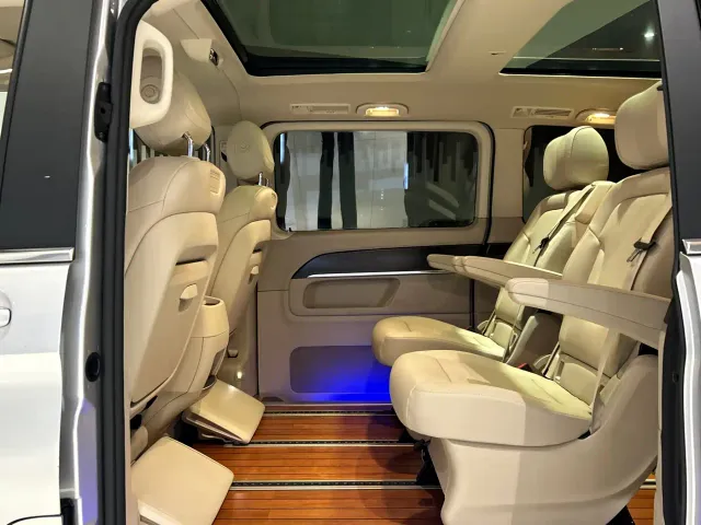Mercedes-Benz V-Class — Фото автомобиля 17