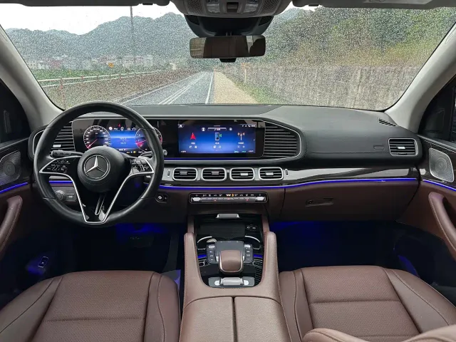 Mercedes-Benz GLE-Class — Фото автомобиля 9