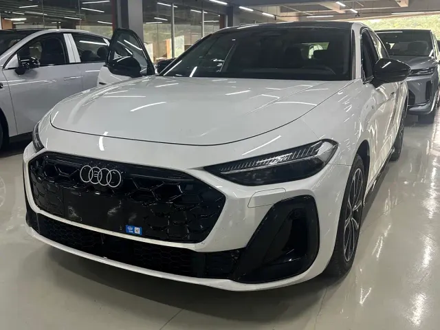 Фотография автомобиля — Audi A5L