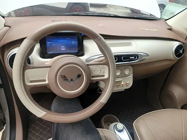 Wuling Hongguang Mini EV — Фото автомобиля 9