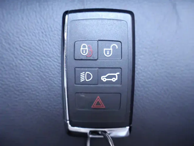 Land Rover Range Rover Sport — Фото автомобиля 26