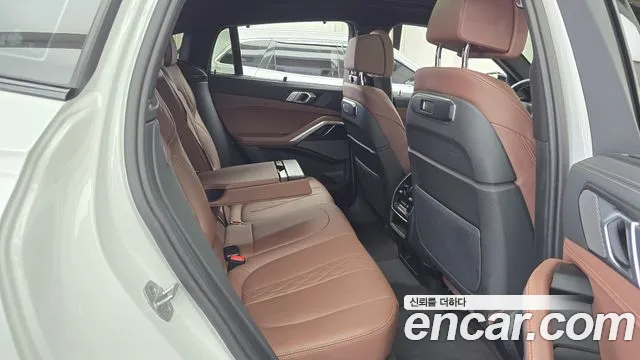 BMW X6 xDrive40i M Sport — Фото автомобиля 10